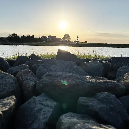 Gratis Waeschepaket! Luxerioeses Direkt An Der Nordsee Butjadingen